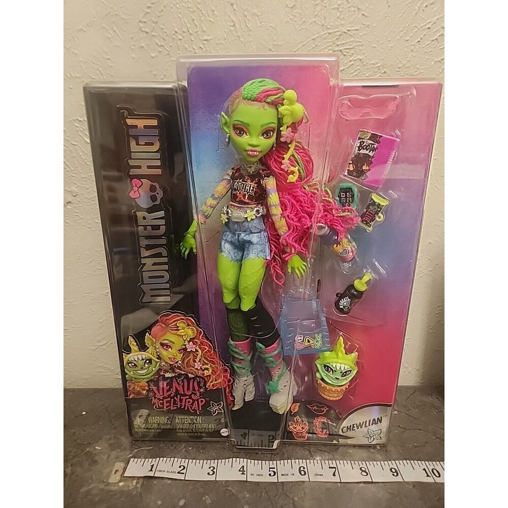 2024 Monster High G3 Venus McFlytrap Fashion Doll with Pet Chewlian‎ NEW